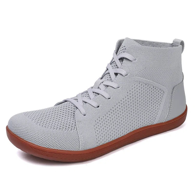 Anti-slip wide-toe barefoot casual fitness yoga shoes in black with breathable fly knitting and leather upper, mid-top design, low heel 1-3cm