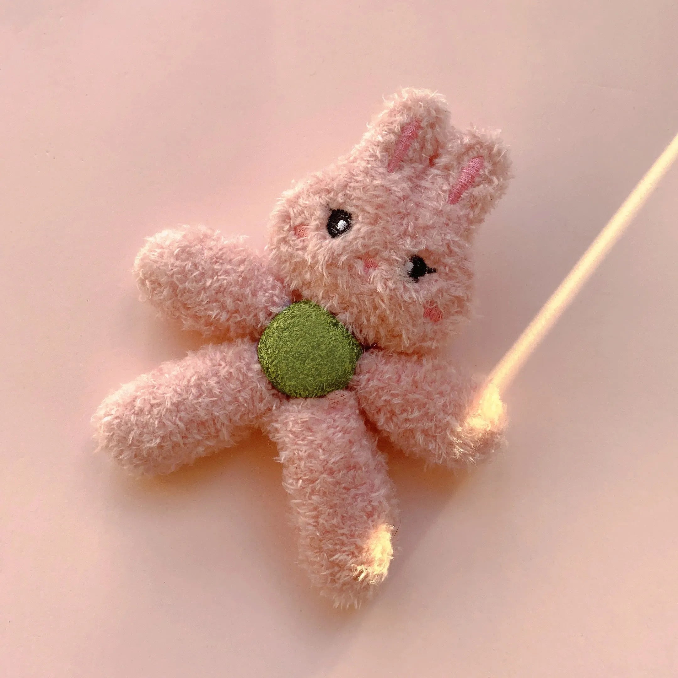 Edible catnip chewing ball for cats in animal designs for dental care