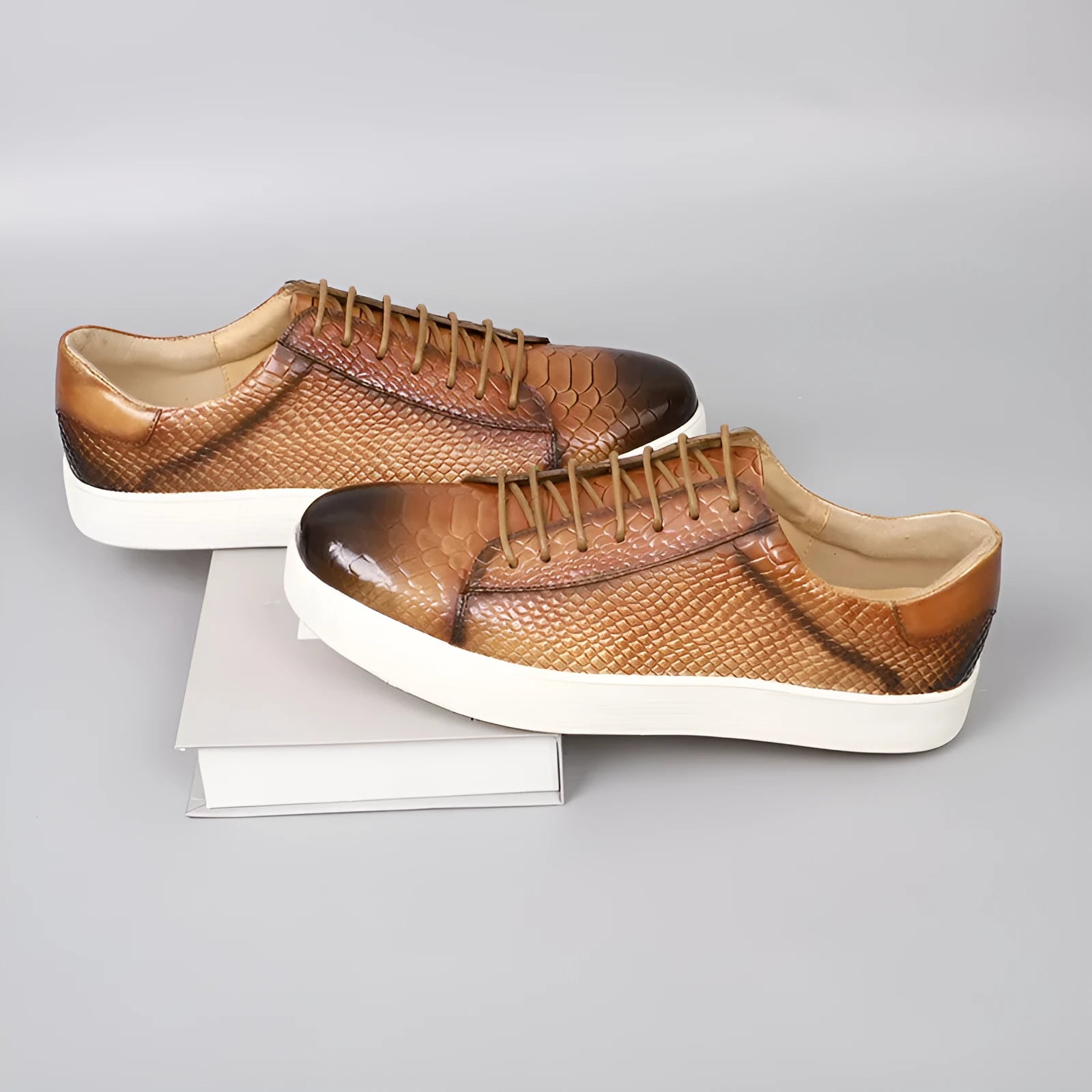 Lace-up embossed flat casual leather shoes for men in caramel colour, first layer cowhide, rubber sole, round toe, low heel