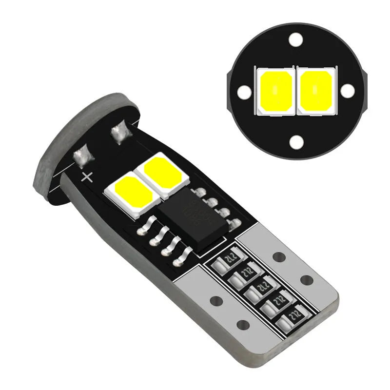 Small round 10mm car light for licence plate with bright white 6000K illumination.