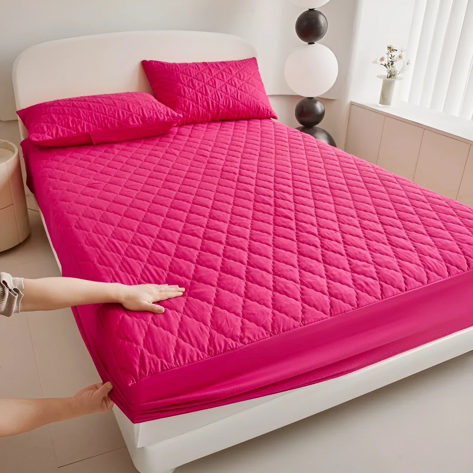 Diamond lattice quilted waterproof mattress protector set with fitted sheet and pillowcases in bamboo fibre