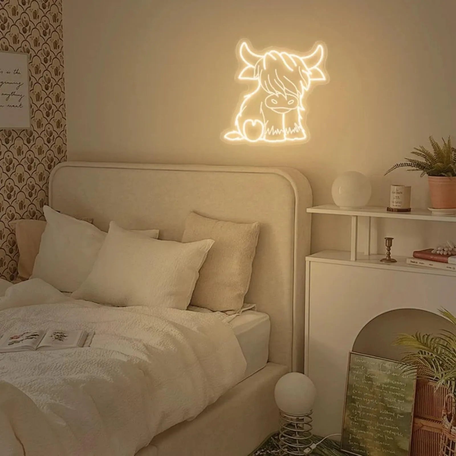 Creative Home LED luminous acrylic Highland cow shaped ambience light with USB cable, Word style finish
