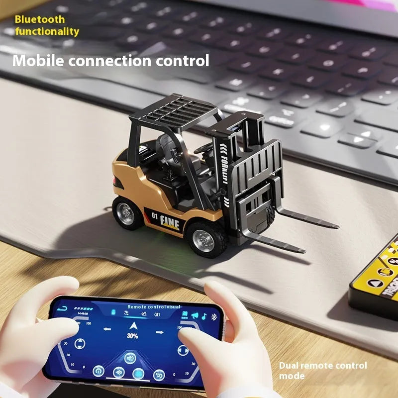 1:64 scale alloy remote control forklift with Bluetooth connectivity and obstacle course accessories