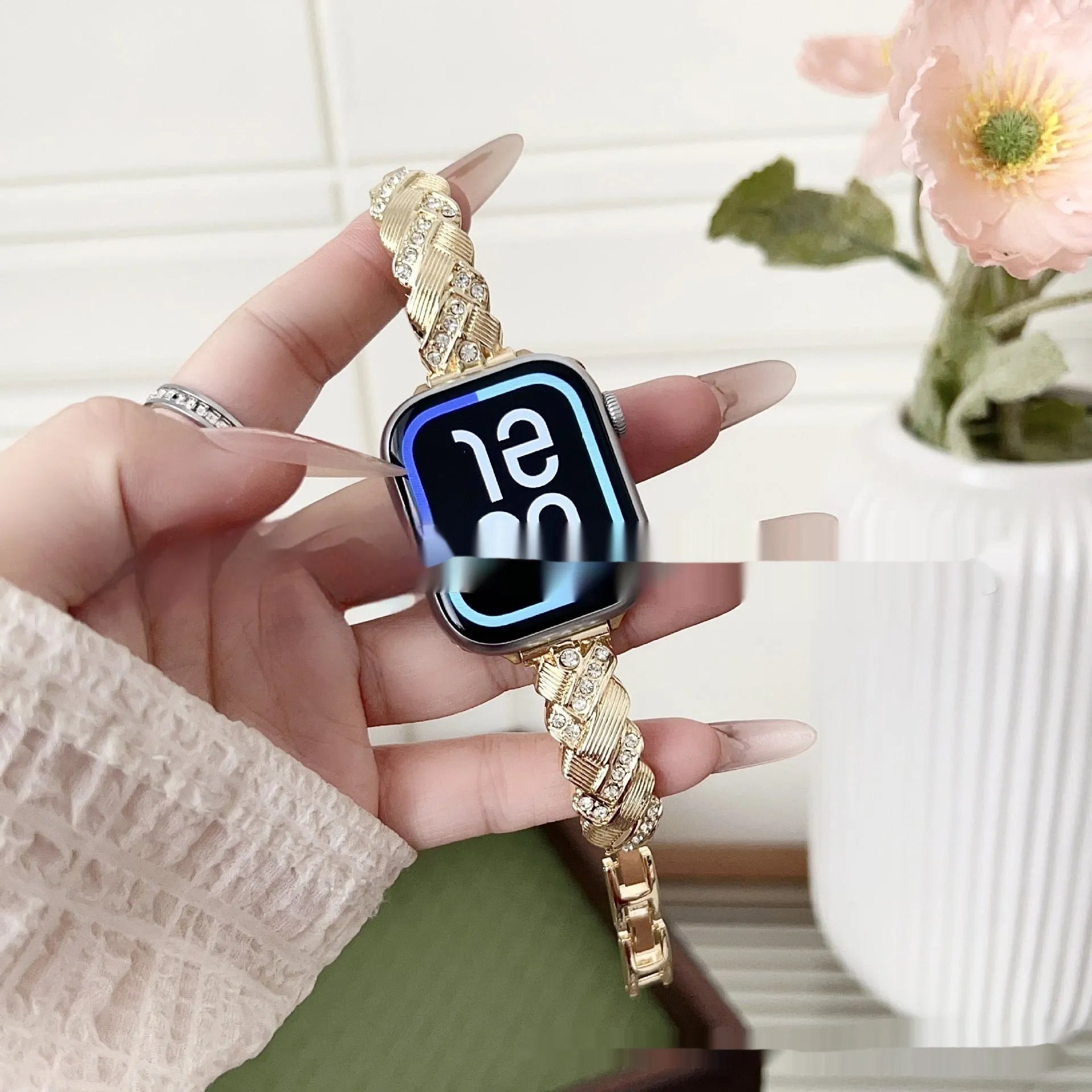 Zinc alloy metal Apple Watch strap showing silver, rose gold, gold, black, and starlight colour options