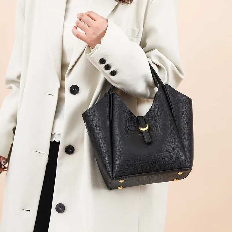 Genuine leather women's bucket bag in retro style with file compartment and shoulder strap