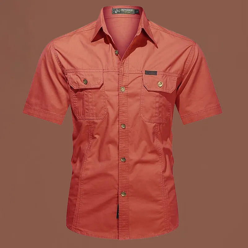 Men's short sleeve cotton work shirt in loose fit cardigan style with non-ironing treatment