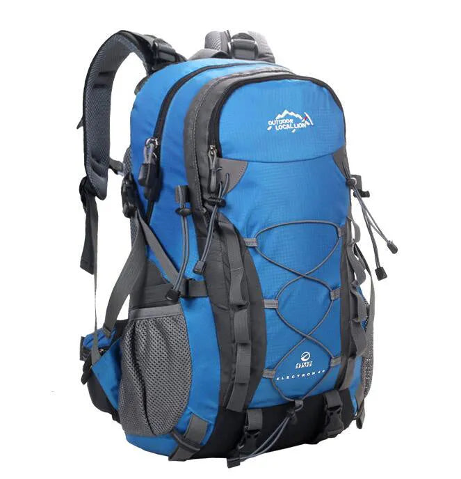Green polyester leisure sports backpack with 32x50cm dimensions for outdoor activities