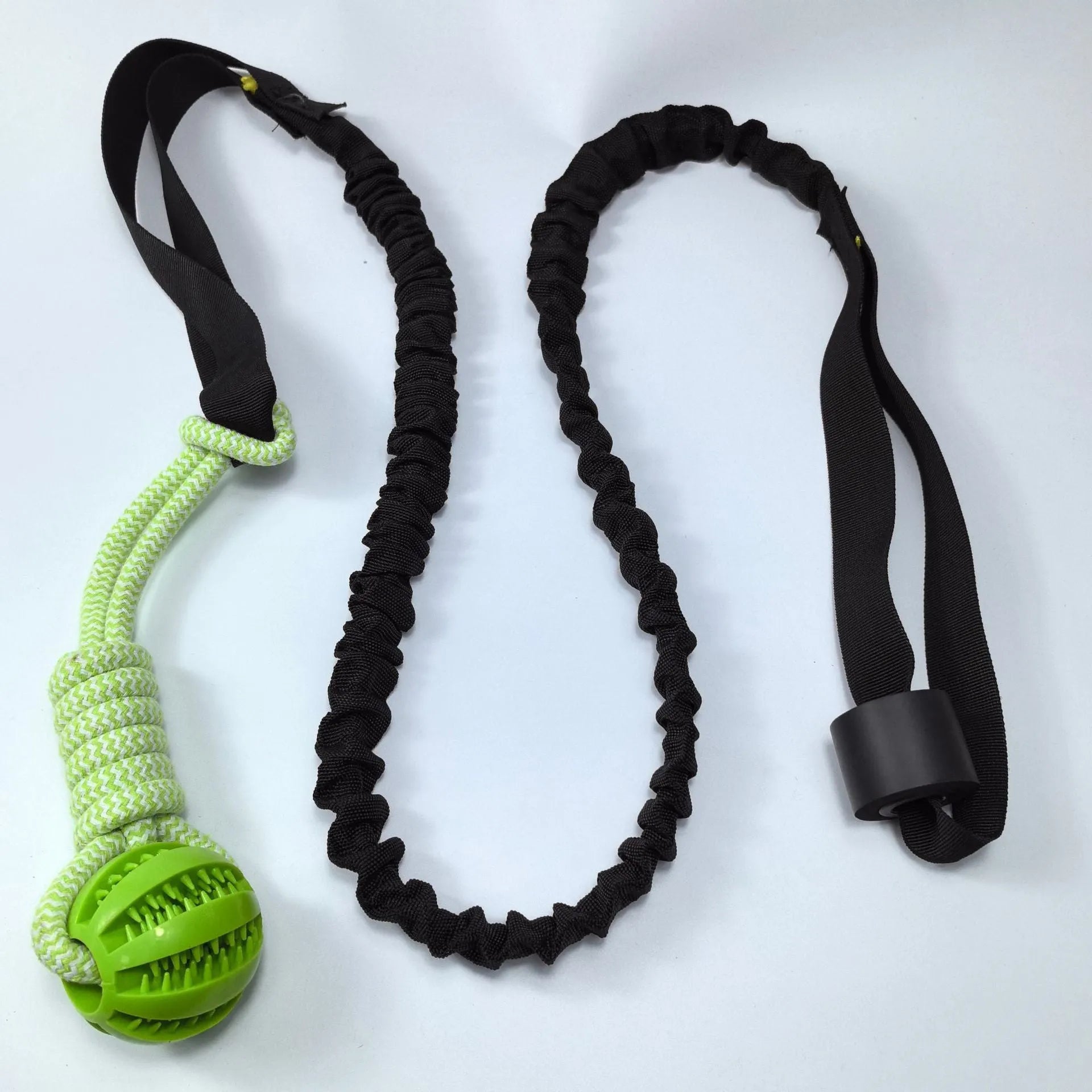 Green cotton rope tug toy for dogs with corncob design for bite-resistant tug of war games