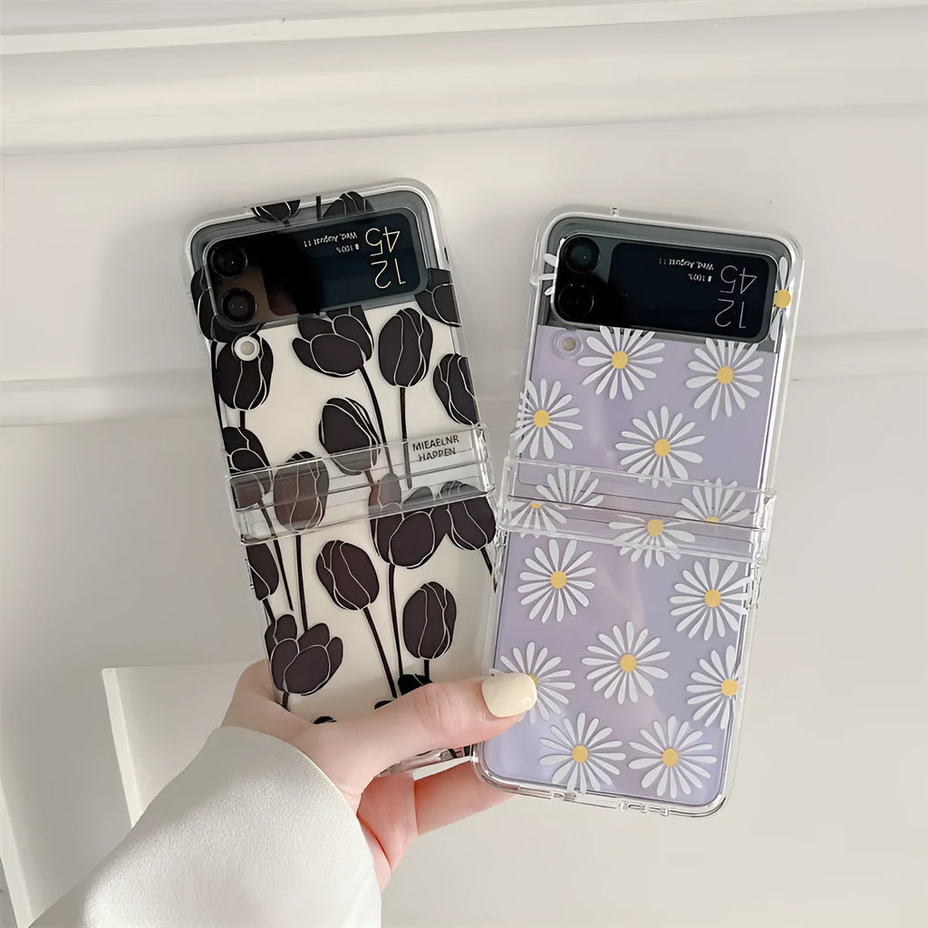 Samsung Galaxy Flip phone case with floral design on folding screen in Daisy colour