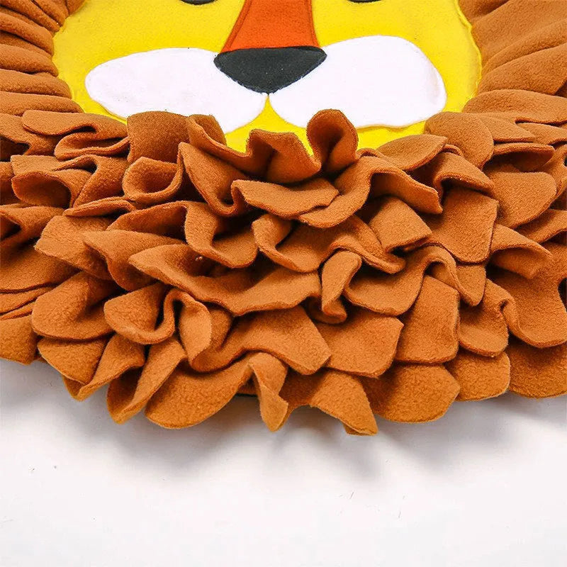 Brown dog and cat sniffing pad with food hiding compartments, dimensions 33x25cm