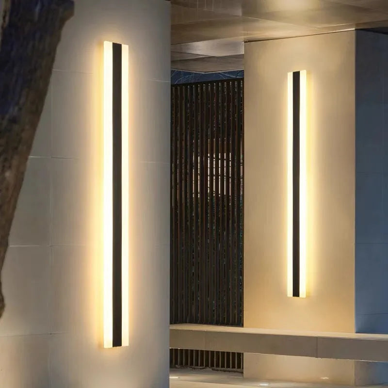 Outdoor LED strip wall lamp with wrought iron housing and 150cm length for garden lighting