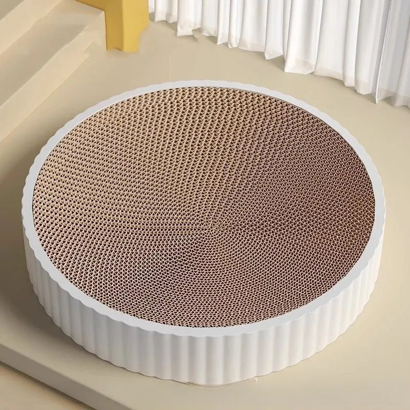 Round green and white 55cm cat scratching board with corrugated cardboard texture and replacement pads