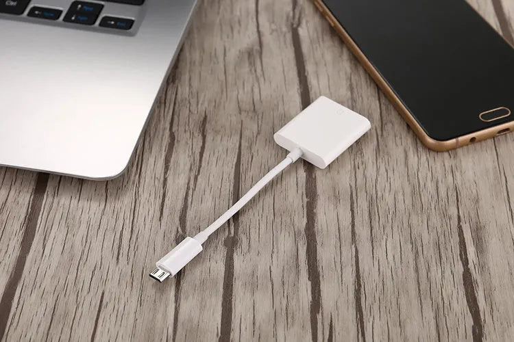 Black SD card reader with USB 2.0 connector and 10cm TPE cable