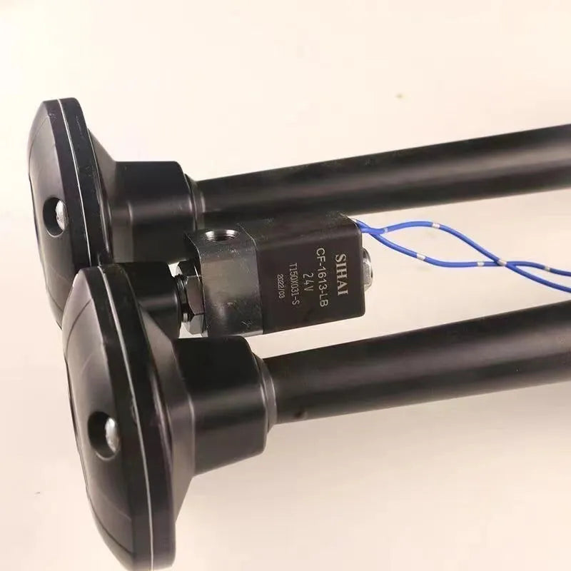 Black dual-trumpet 12V 24V air horn kit with compressor for universal vehicle fitment