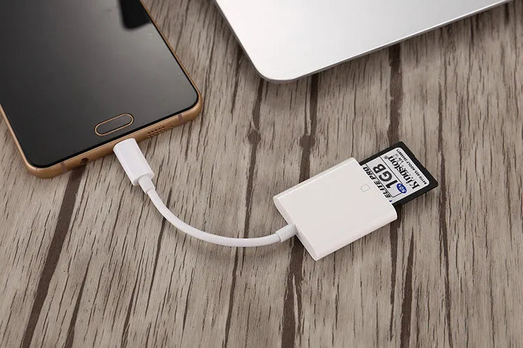 Black SD card reader with USB 2.0 connector and 10cm TPE cable