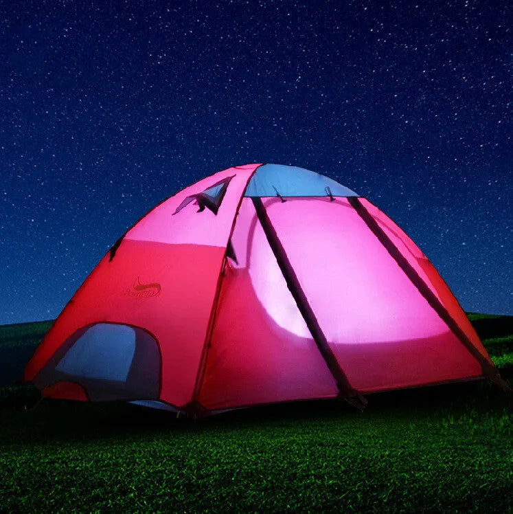Wild Couple 3-person dome tent in grass green with aluminium poles and waterproof flysheet