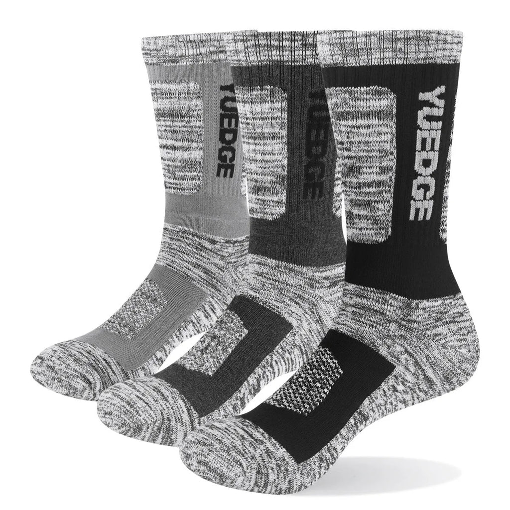 Men's medium tube basketball socks in black olive green blue and mixed colour with combed cotton construction