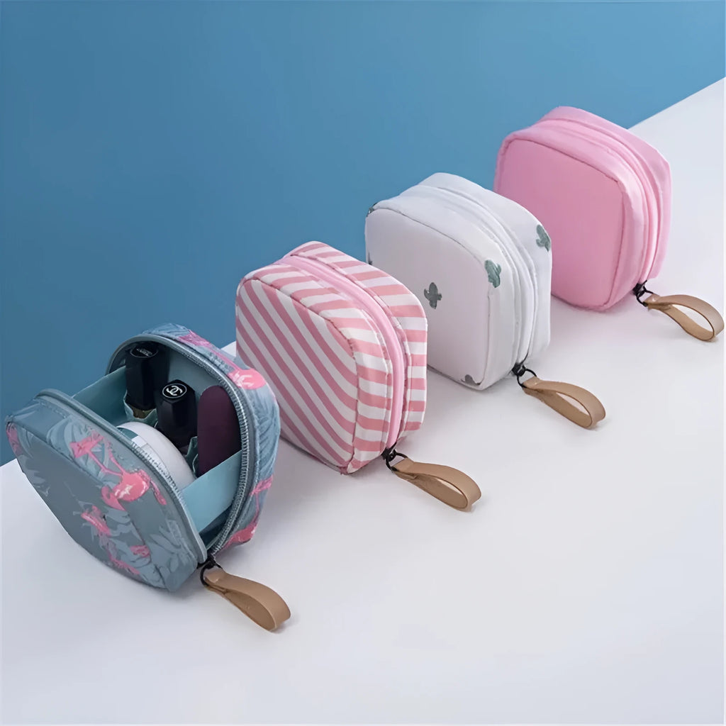 Cloth makeup storage cube bag in blue, pink, white and white pink colour options