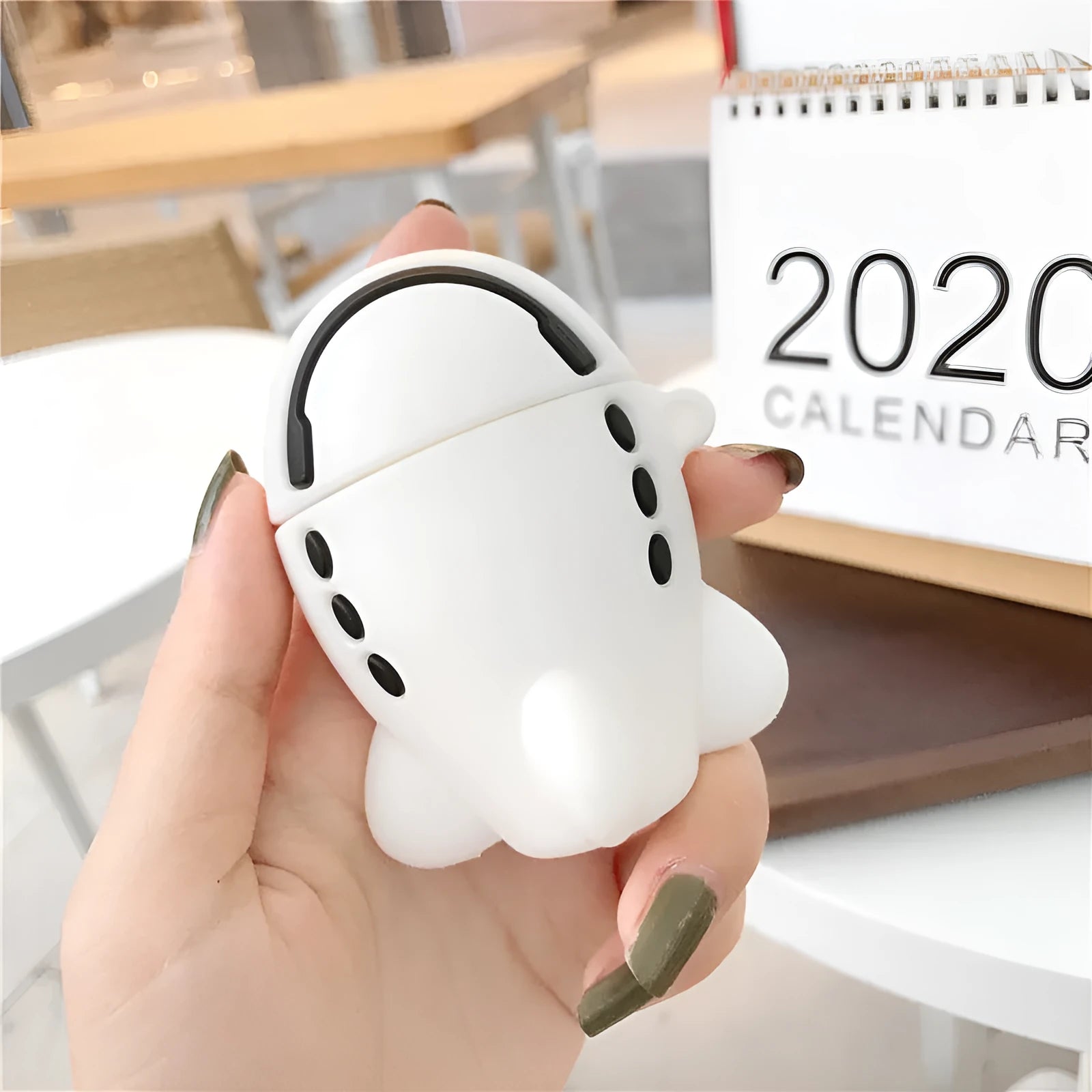 Cartoon airplane headset design silicone case for Apple AirPods 1 and 2 with hook attachment