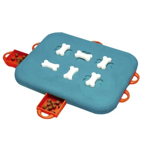 Blue Pet Casino Treasure Hunt Puzzle Food Spill Toy plastic interactive snack dispenser for dogs and cats