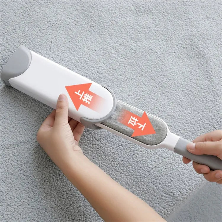 Electrostatic hair removal brush with ABS handle and polyester yarn head in two sizes L and S for pet hair and lint removal