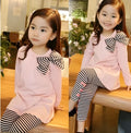 Pink cotton two-piece clothing set for girls in sizes 110cm to 140cm.