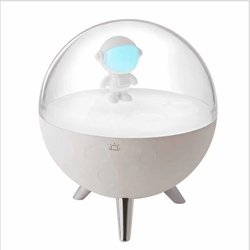 USB-powered cartoon night light LED with plastic shade in blue and white colour options