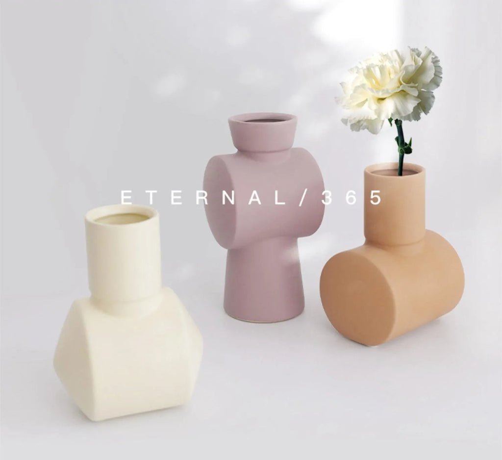 Hammer-textured ceramic vase in Morandi beige, brown, or purple colours