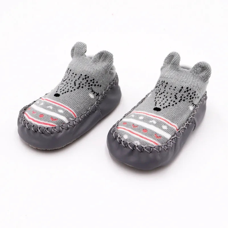 Children's cartoon jacquard non-slip combed cotton floor shoes in multiple colours for baby and toddler indoor use