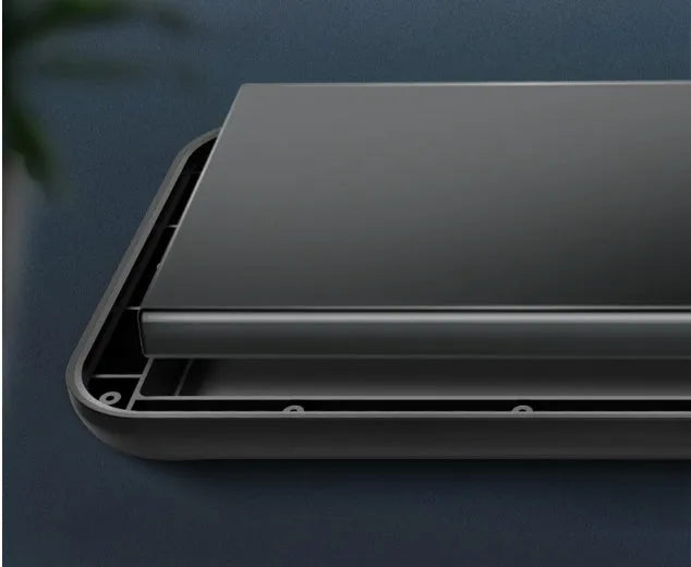 Black TPU soft case wireless back clip battery for iPhone 12, showing clip and multi-U port.