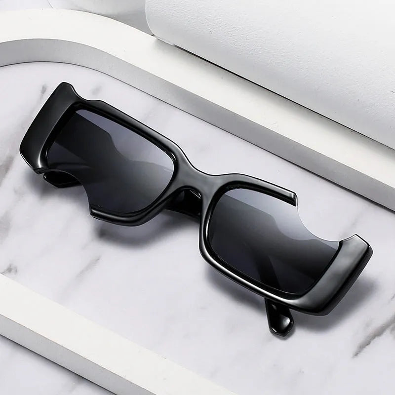 Retro sunglasses for men and women with UV400 PC frame in multiple colours including black and blue