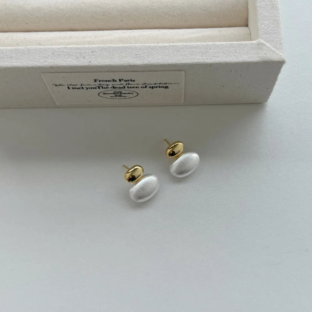Doudou women's 925 silver stud earrings, 17mm length, electroplated finish, silver colour.