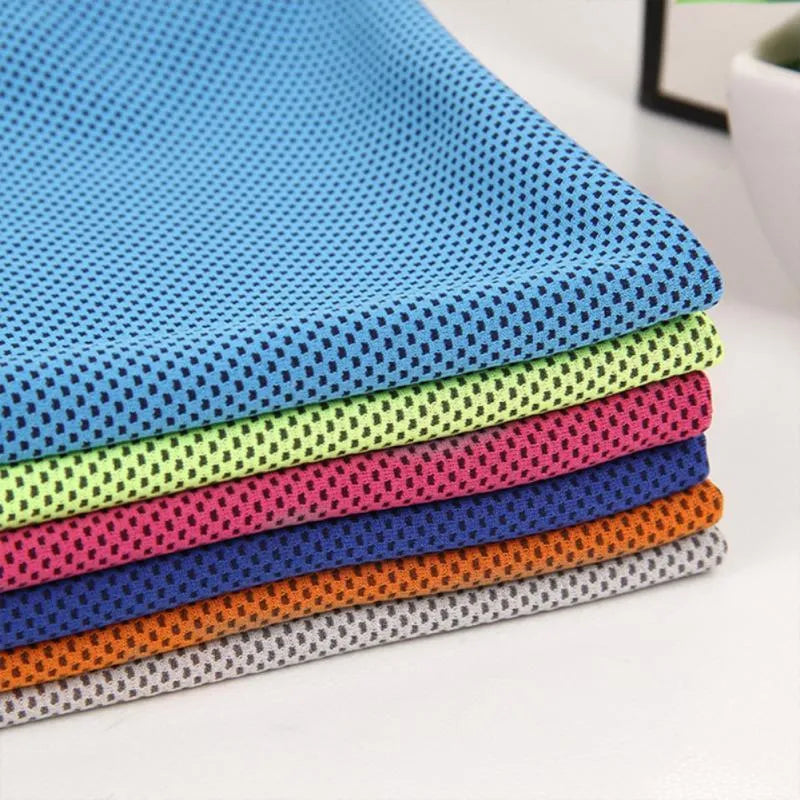 Sports cooling towel in microfiber mesh, 30x90 cm, available in blue, gray, green, purple, red