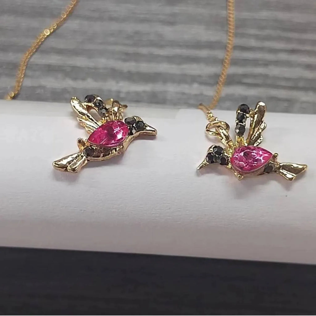 Long drop bird design alloy earrings with mixed zirconium wings in red, blue, or red lvzuan.