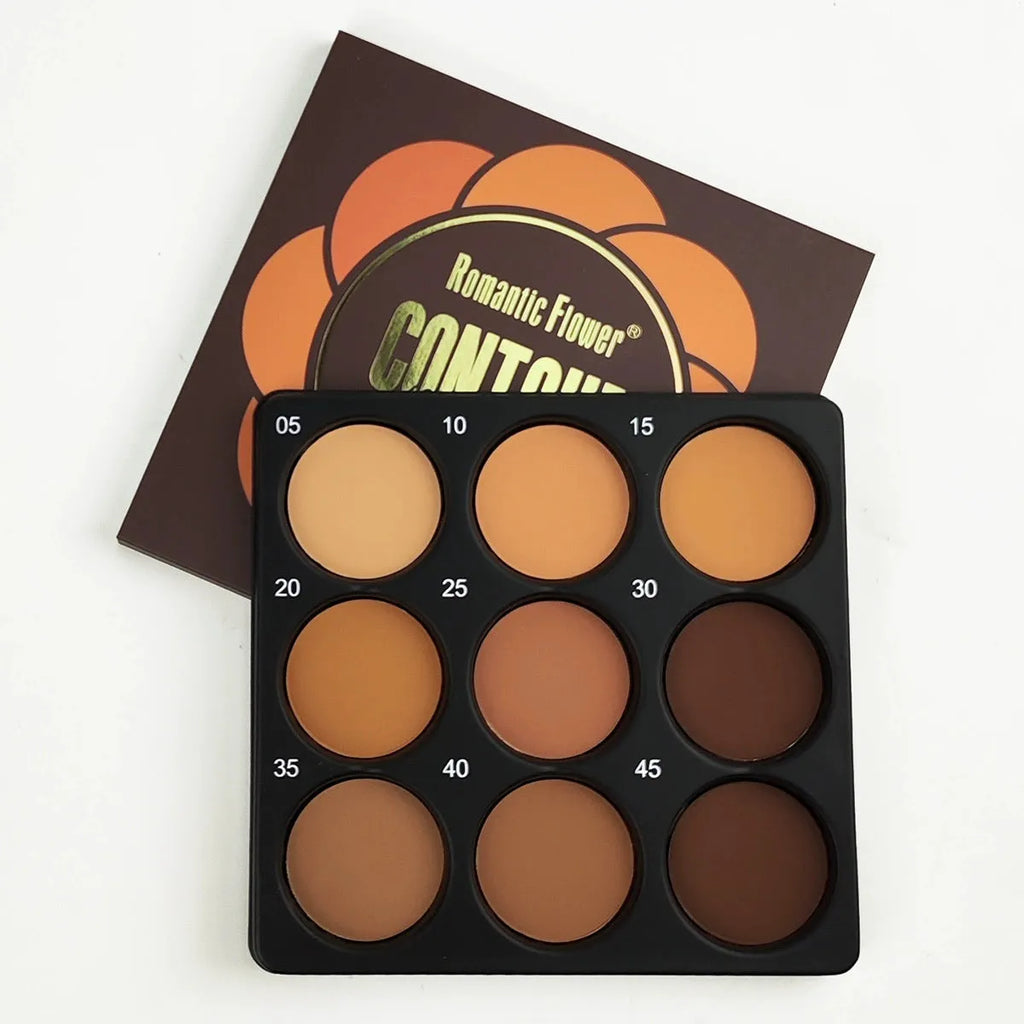 Dark matte makeup palette with nine colours for punk and fashion styles.