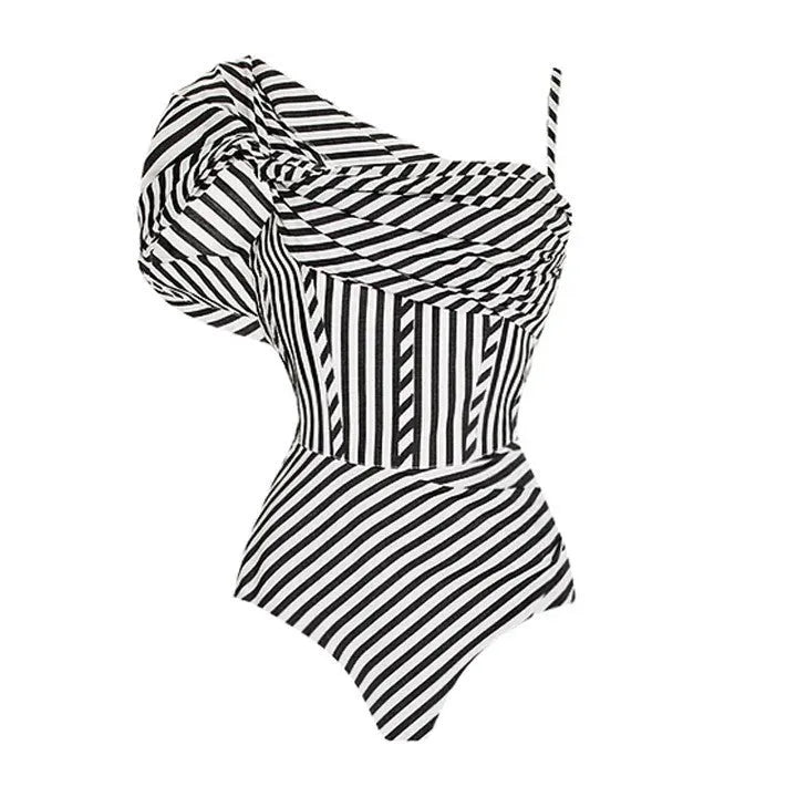 Women's ruffled striped one-piece swimsuit in polyester fabric with sleeveless design