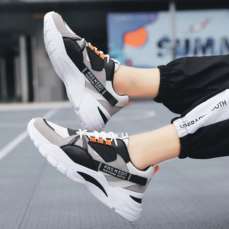 Men's mesh breathable sports running shoes with thick sole in black