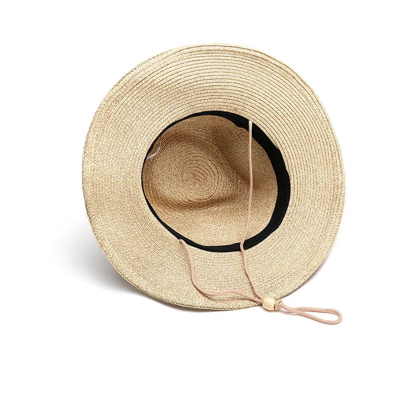 Men's foldable straw sun hat with wide brim in beige colour, shown in collapsed and worn positions