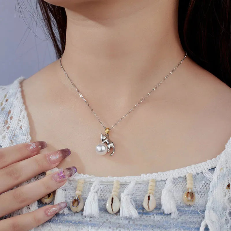 925 sterling silver clavicle chain necklace with a cat charm pendant