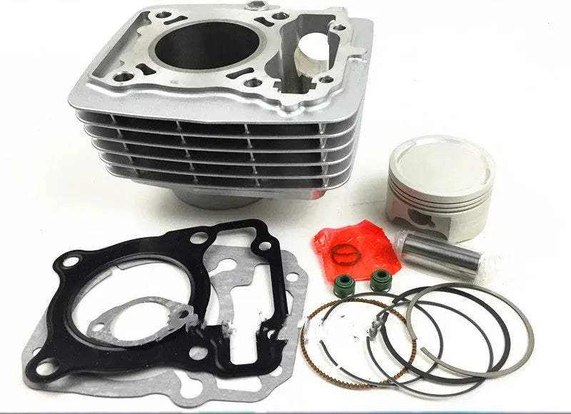Set of cylinder, piston, rings, gasket and sleeve for 150cc motorcycle engine, 57.3mm bore, silver colour