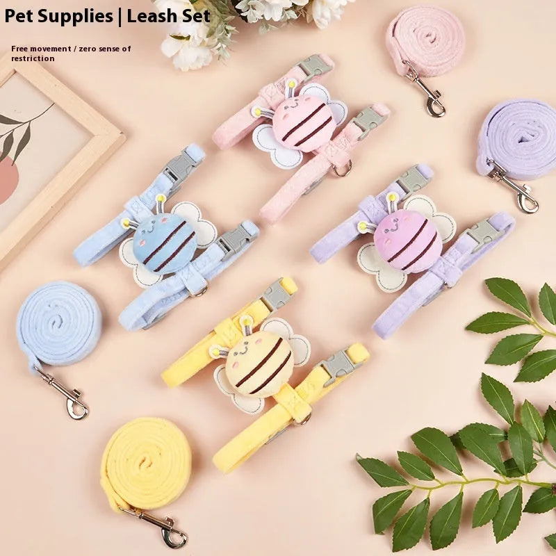 Bee-shaped adjustable cat leash in polyester material with multiple colour options