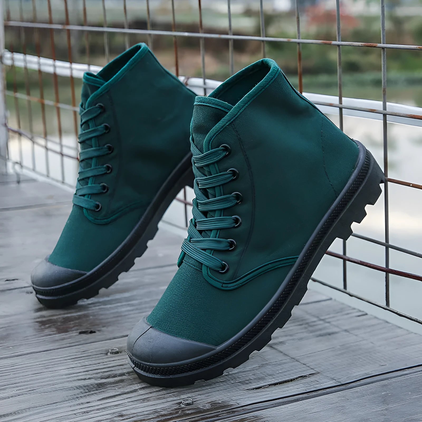 Martin men's outdoor mountaineering canvas boots with low heel wedge sole, solid colour, tall upper