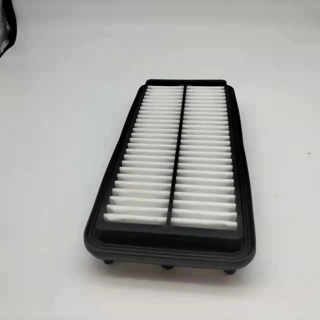 Black car air filter with 256mm x 113mm x 40mm dimensions for modern vehicle replacement