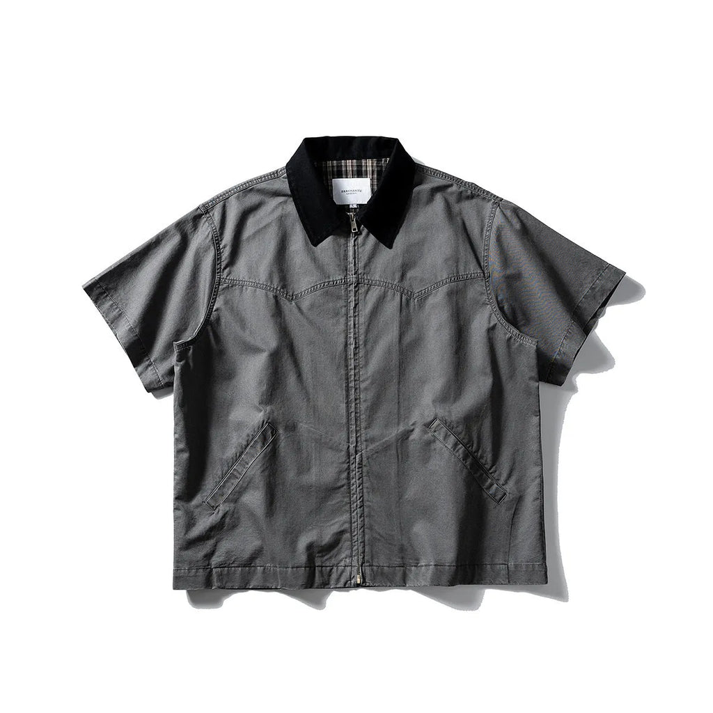 Grey short sleeve overalls shirt with loose fit and cotton fabric