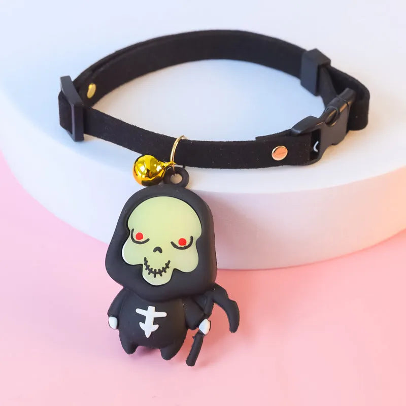 Halloween dog collar with pumpkin man and glow skull patterns in adjustable sizes