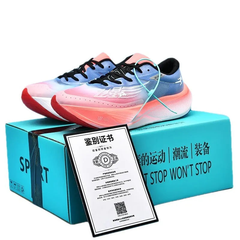 Low-top adult racing sneaker in Glacier colour with PU mesh upper, stitching detail, and natural rubber sole.