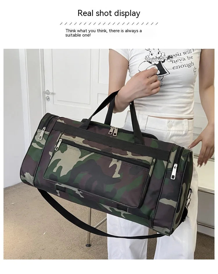 Camouflage waterproof fabric luggage bag with under 20L capacity and striped polyester lining