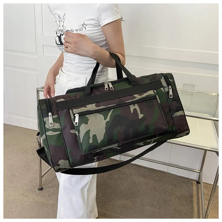 Camouflage waterproof fabric luggage bag with under 20L capacity and striped polyester lining