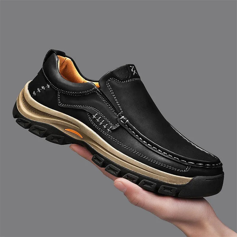 Men's black outdoor leather shoes with thick rubber soles and round toe for mountaineering