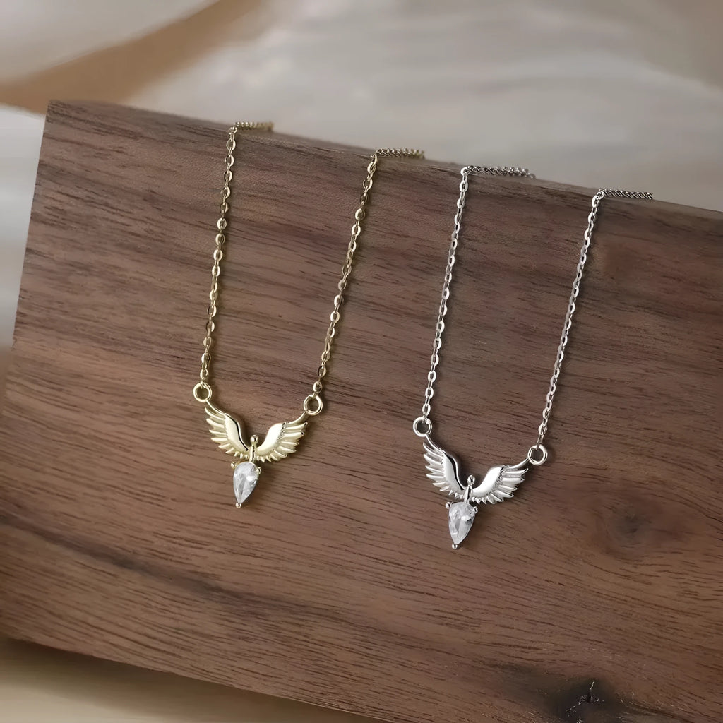 Silver necklace with eagle pendant on O-ring chain in white gold or yellow gold finish